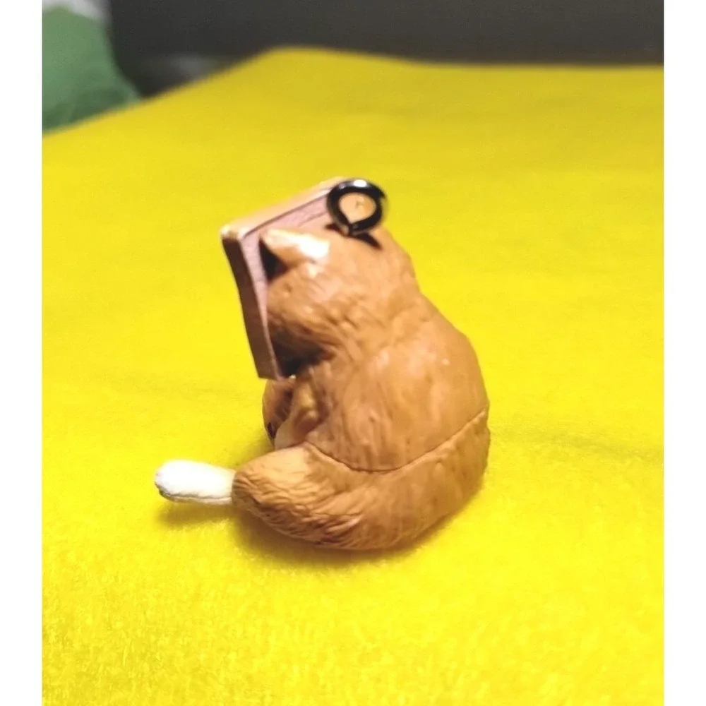 Bandai Toast Mini Cat Figure #2354781
